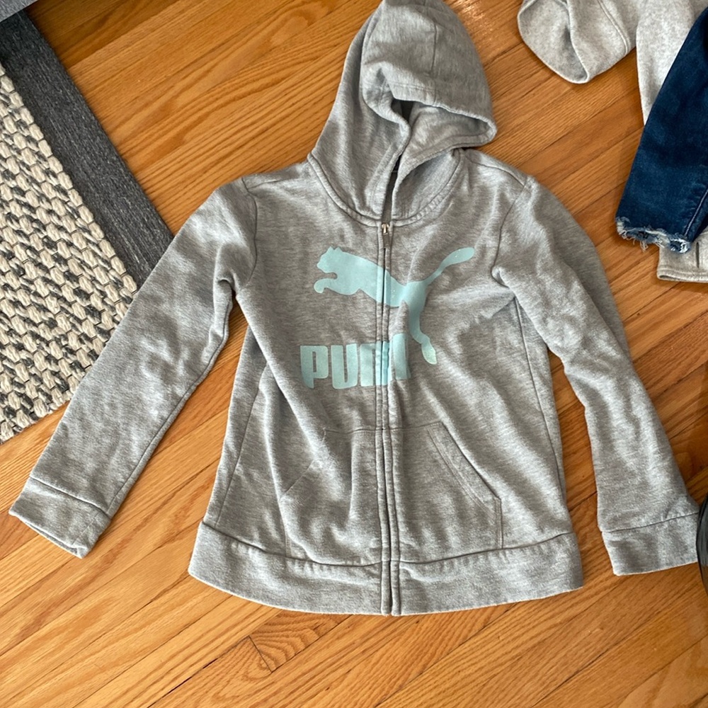 Gray puma zip up sweated size 8-9